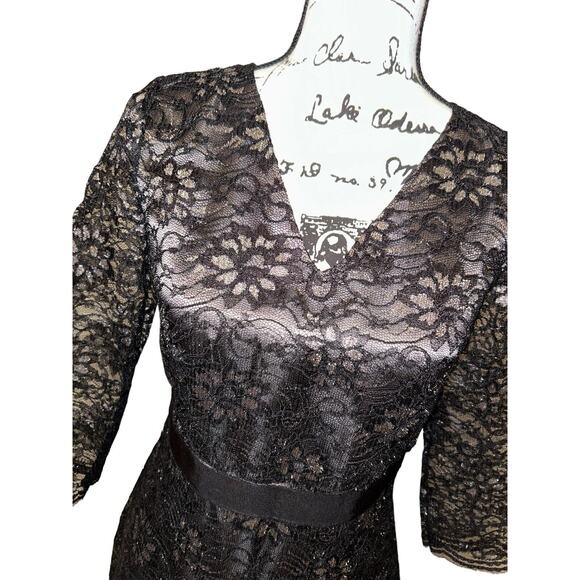 Banana Republic Black Gold Floral Lace Dress Cocktail Elegant V Neck 3/4 Sleeve - Picture 2 of 14